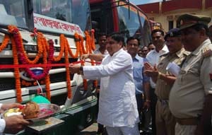 Rapid bus line started from Allahabad