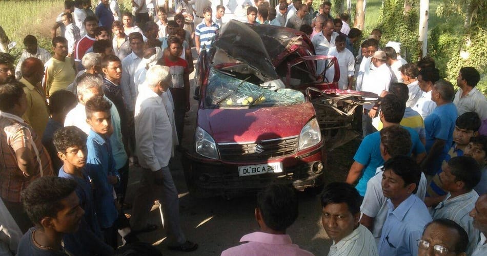 three people died in car accident in sonipat of haryana, lady critically injured