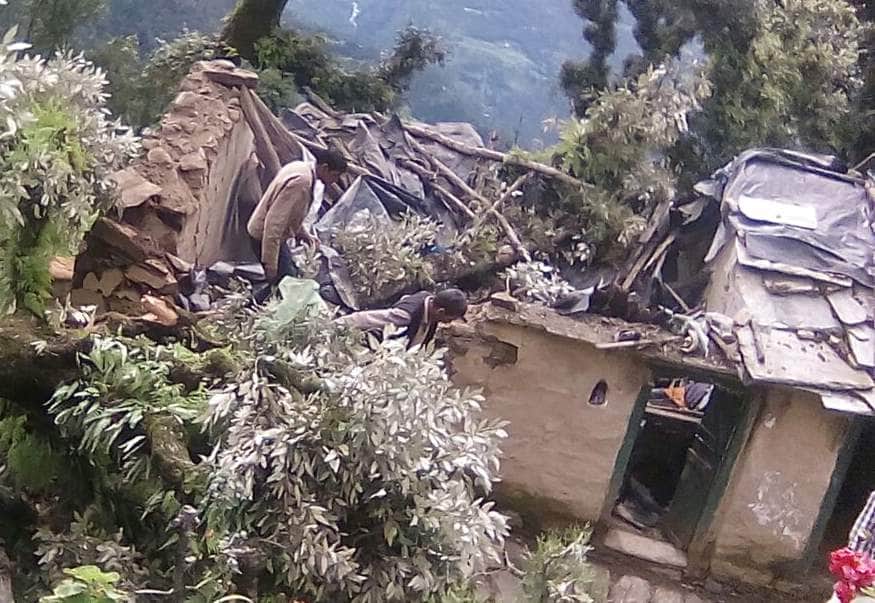 landslide becomes dangerous in uttarakhand, see pics.
