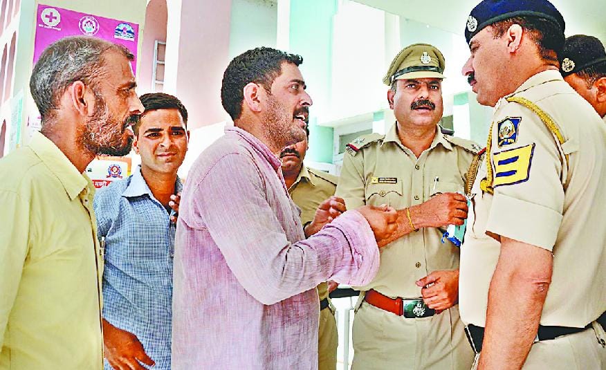 police and rahdi owner aggrasive