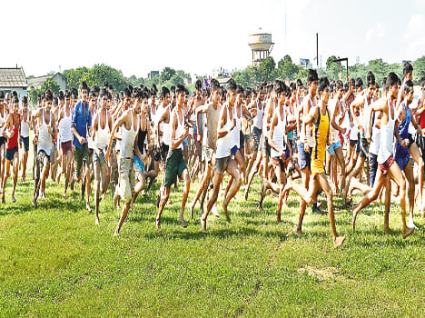 Rushed seven thousand, one thousand were crossing