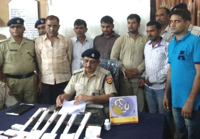 Six-theft crooks robbing trains cede its