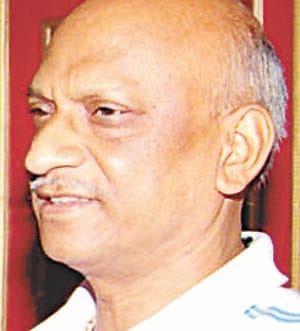 Former minister of the High Court Rakeshdhar blow