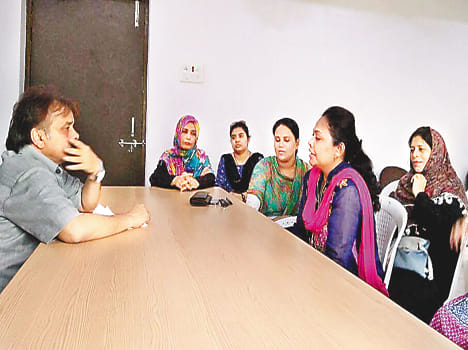Students alleged to tighten Fbtian