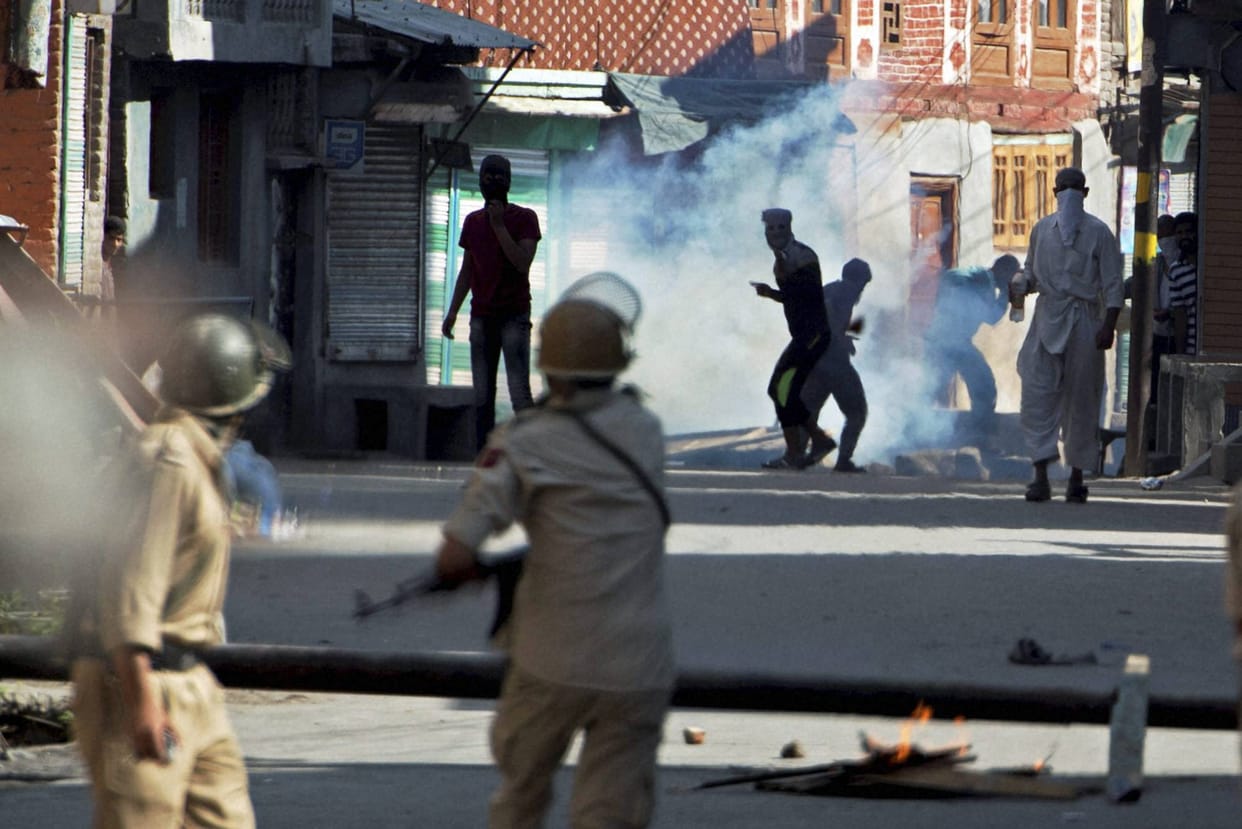 One more dead, curfew continues in many parts of Kashmir
