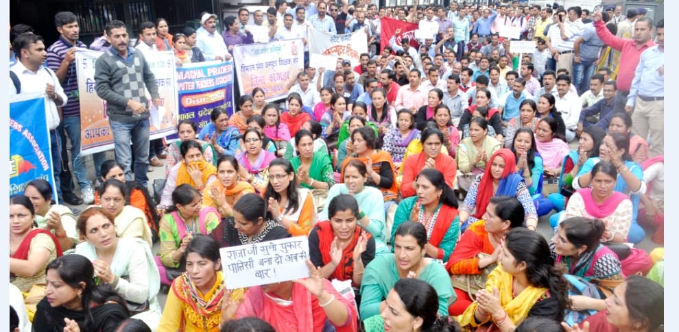 Computer Teachers will Starts Hunger Strike In Himachal.