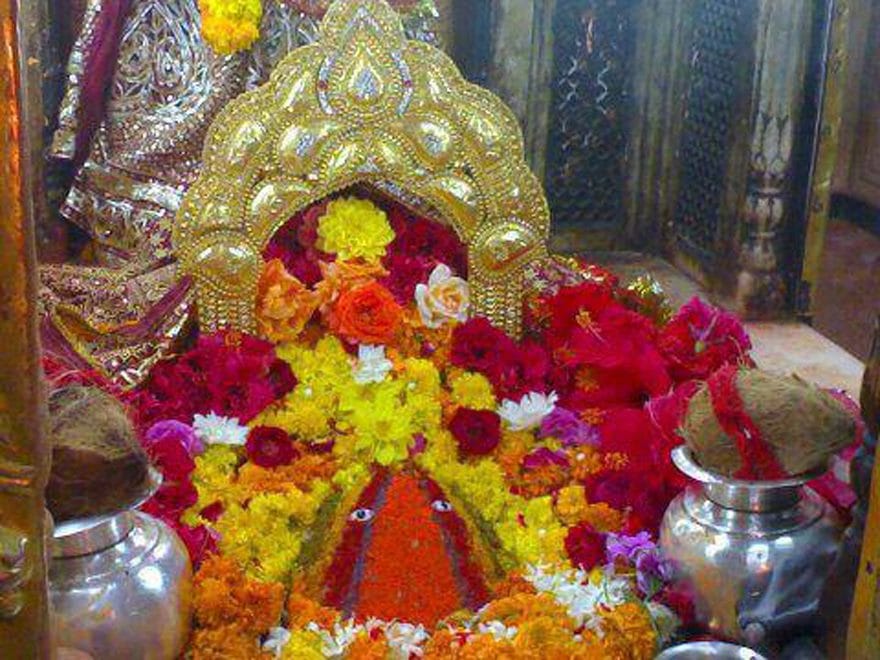 dress code in chintpurni temple