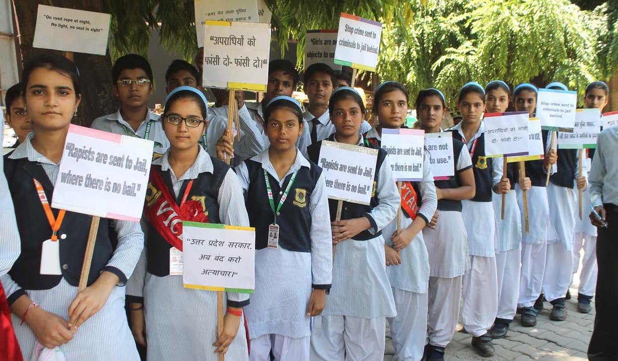 Political parties derive procession, candles everywhere March