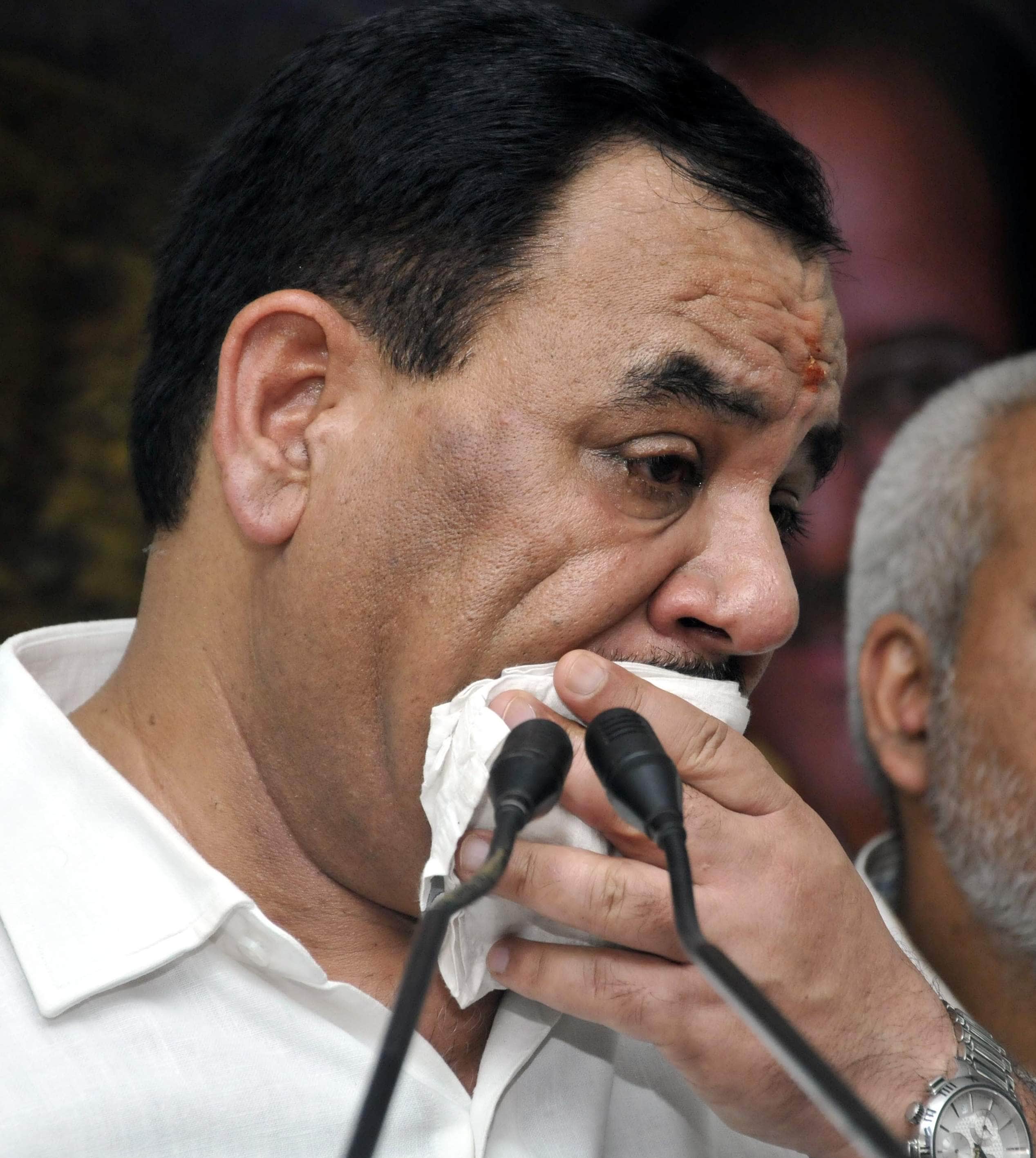 harak singh rawat cry before media on rape allegation.