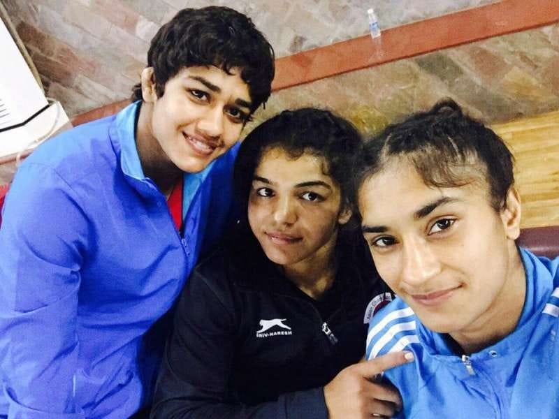 olympian wrestler vinesh phogat statement on aamir khan movie dangal real hero mahavir phogat