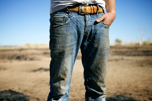how to make your old jeans wearable