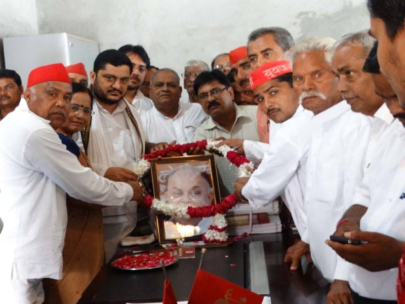 janeshvar mishr ka jeevan tha samaajavaad ko samarpit: devendr