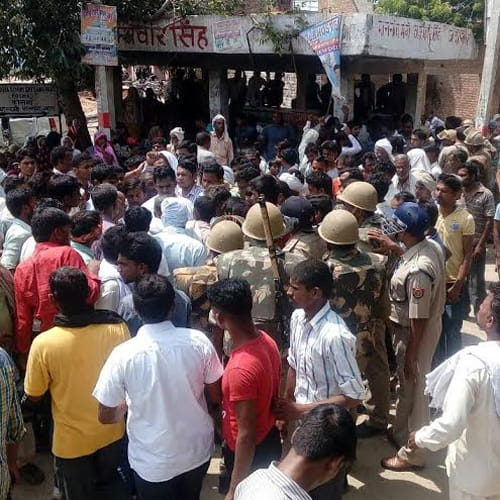 protest over two youth beaten to death by police in mainpuri