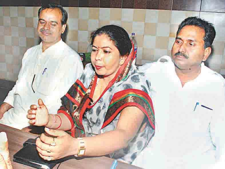 palika chairman dikha gangwar told