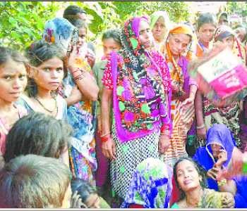 Bank clerk killed in suspicious circumstances