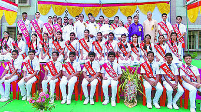The glitzy ceremony