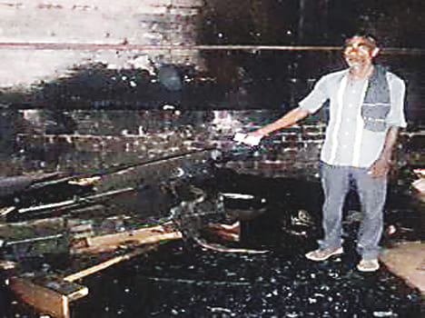 Set fire to the store robbery