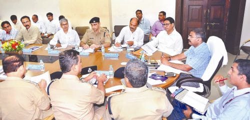 Surveillance cameras will be at the Taj Mahal