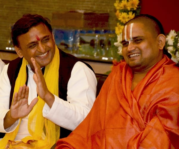 chief minister akhilesh yadav and saints in Lucknow.