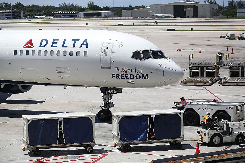 Muslim couple kicked off flight for saying Allah