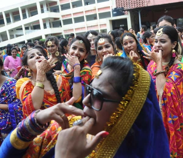 teej festival celebration by girls in chandigarh colleges