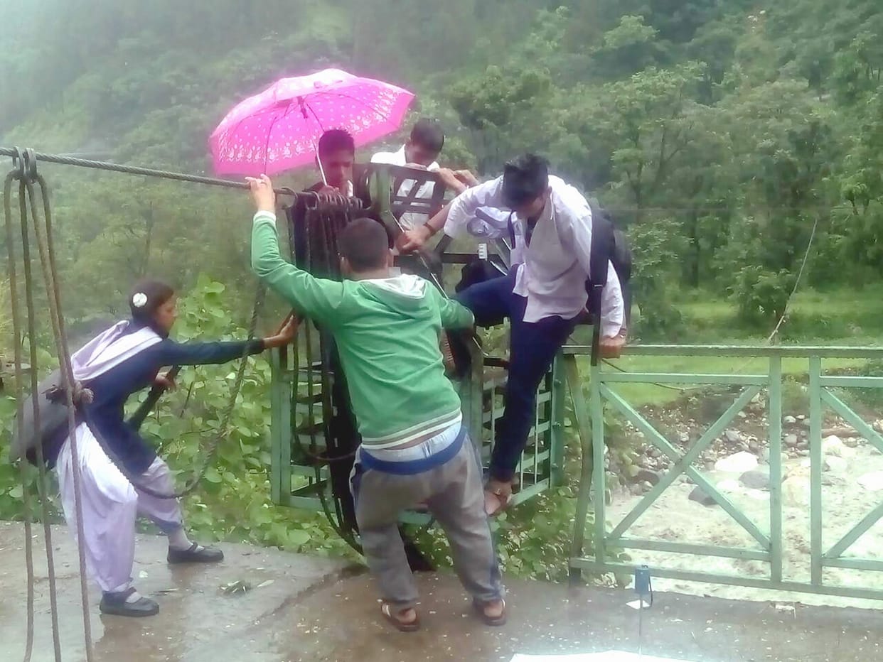 two school students fell from trolley.