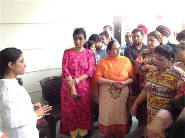 protest, wife protest, controvercy relation, wife demand husband, father in law, ludhiana