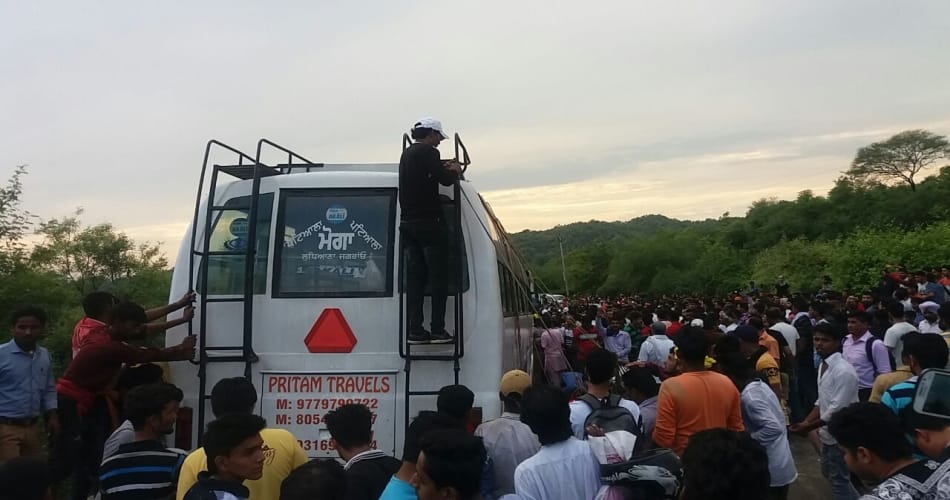 8 devotees killed in bus accident, mata chintpurni mandir, hoshiarpur road, punjab