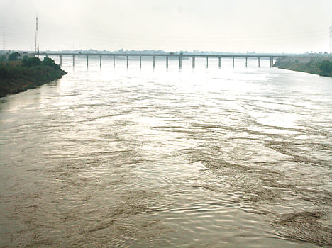 MP Ufnai dam by rain again