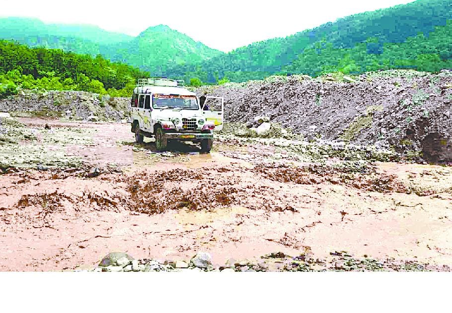 I arrived two hours off road debris Purnagiri