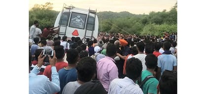 7 devotees killed, 15 injured in road mishap in himachal