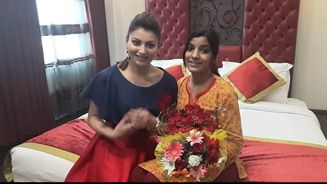 urvashi rautela celebrate friendship day with best friend