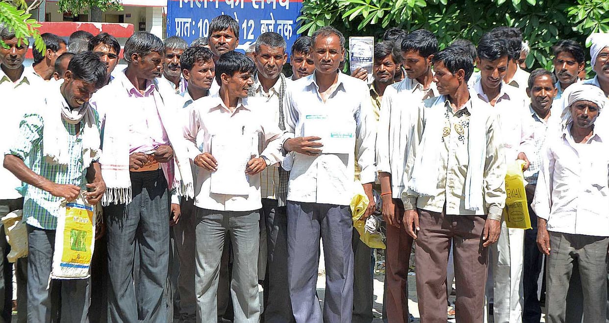Against menial jobs MGNREGA workers demonstrate
