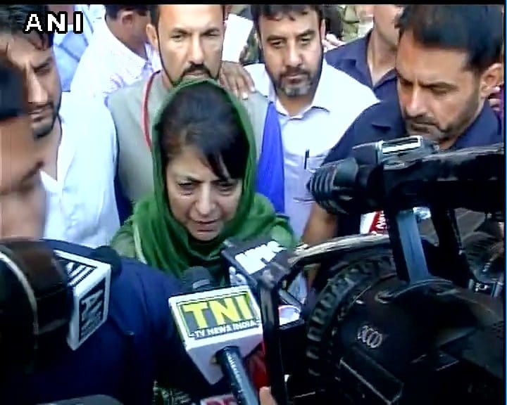  Jammu and Kashmir can become a bridge between India and Pakistan: J&K CM