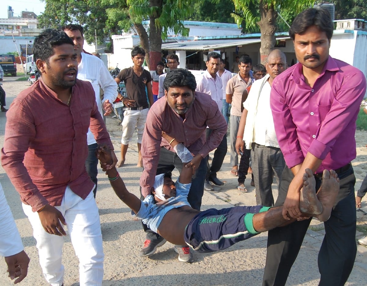 On the beach road hooliganism, operator beaten
