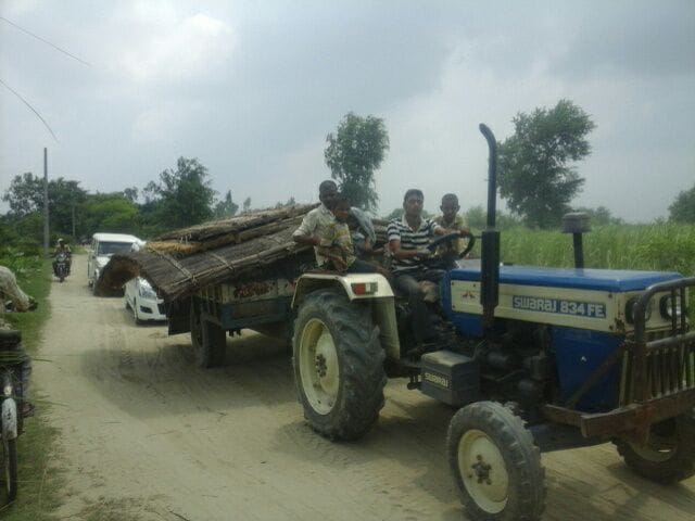 water level rises in ghaghra river