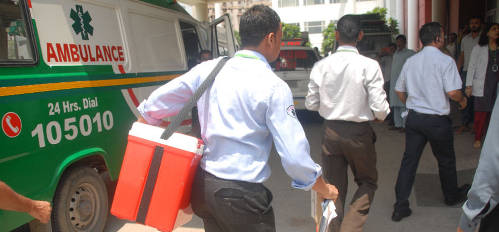 Brain dead person save life of three people, First time Green Corridor made in city