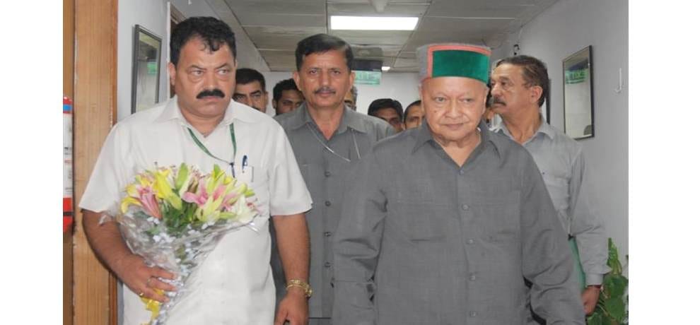 cm virbhadra singh meeting with environmental minister anil madhav dave