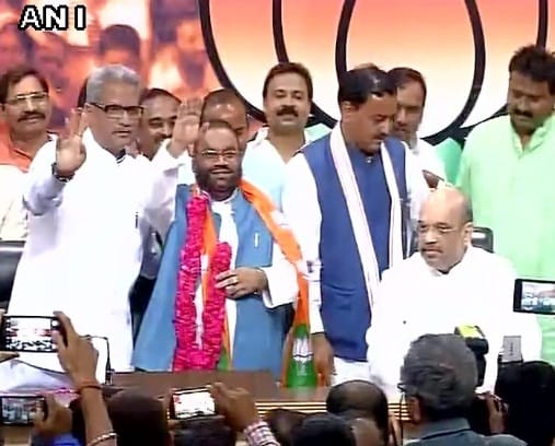 swami prasad maurya joins bjp