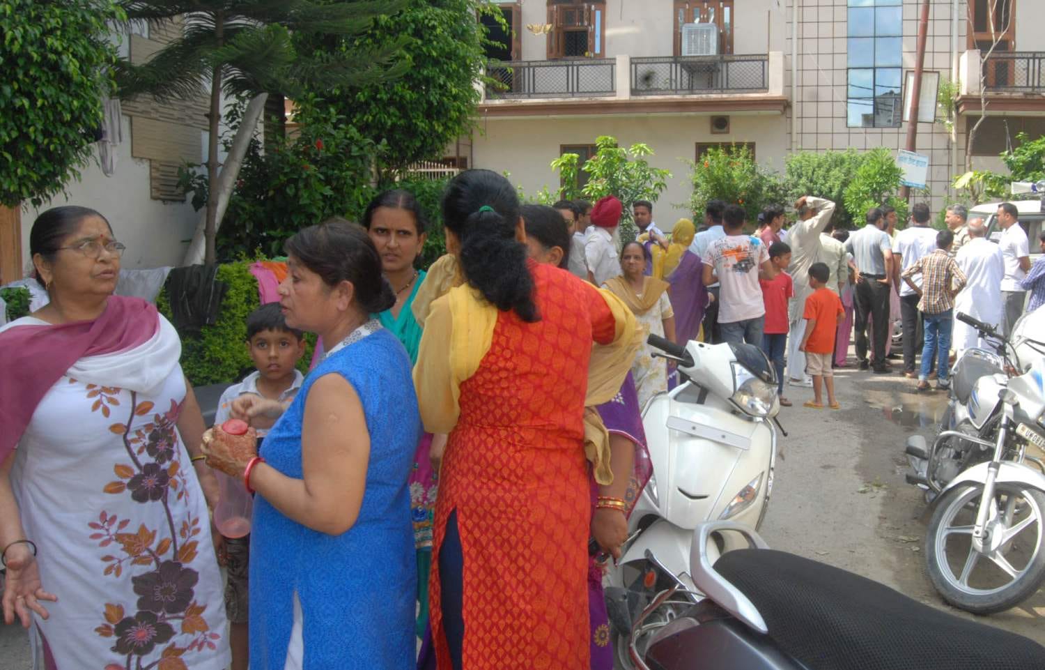 photos of robbery in haridwar 