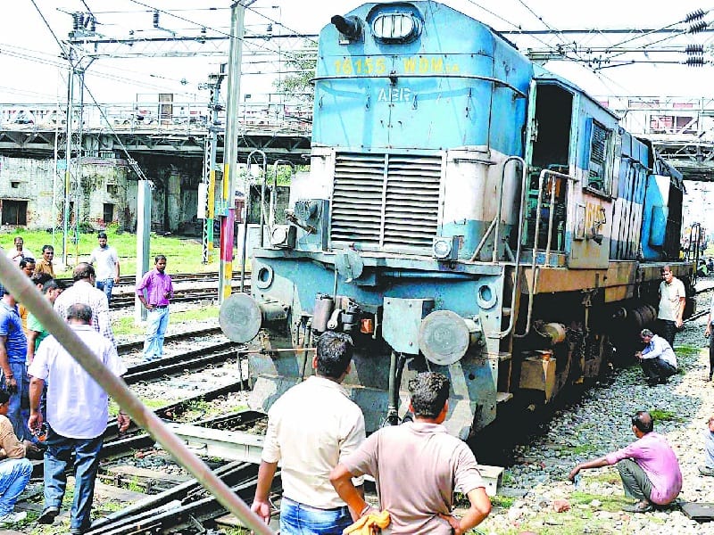 engine slip, samjhauta express engine slip, engine slip in amritsar, amritsar 