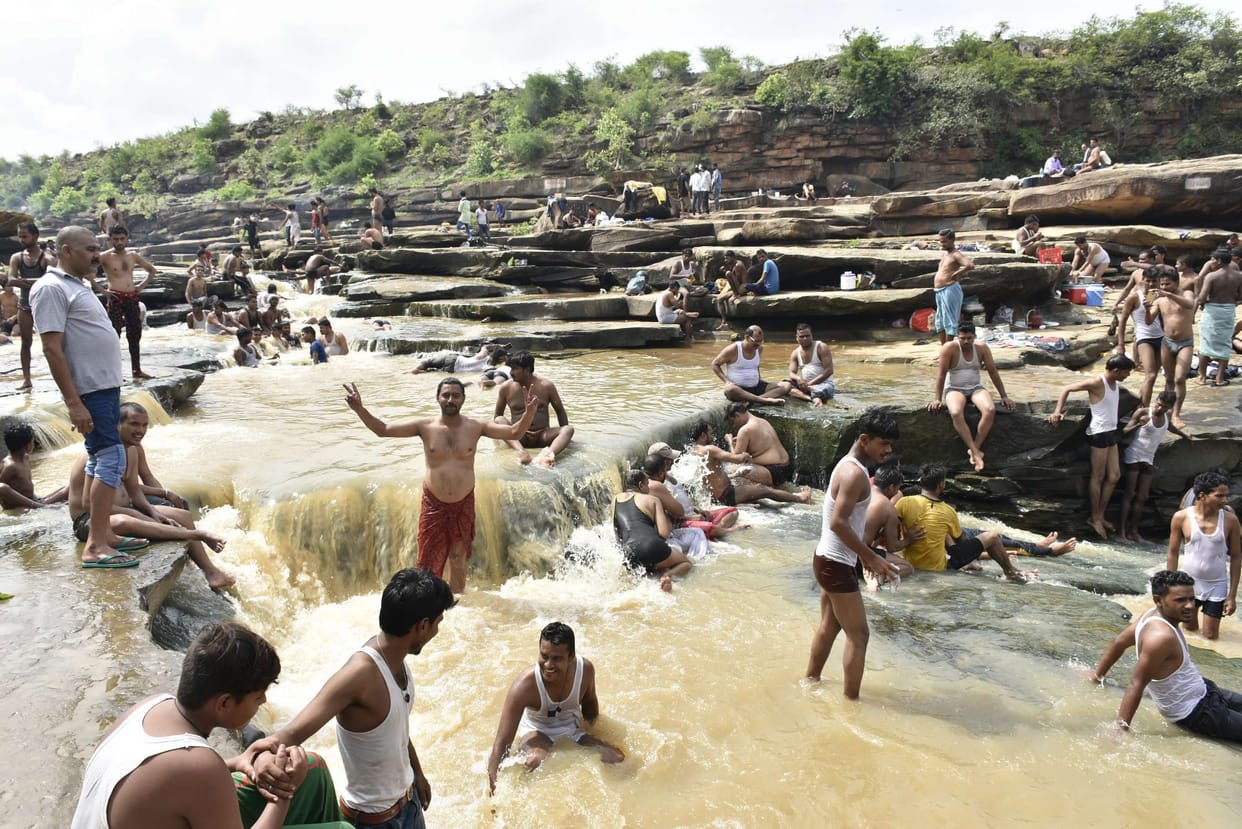 A crowd of tourists at tourist spots