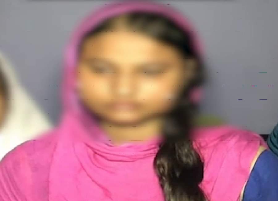 महिला के साथ बदसलूकी