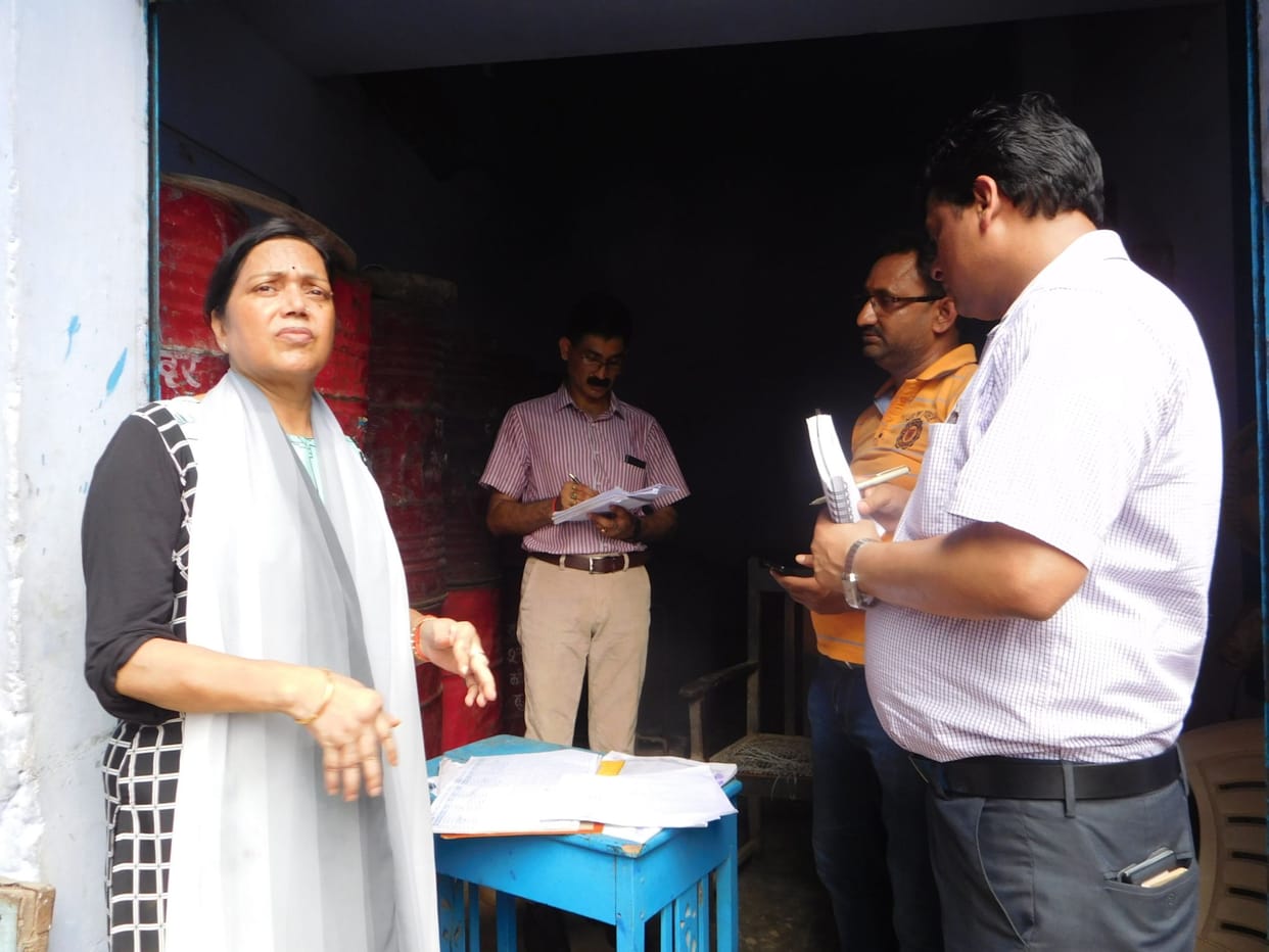 Stop shop of ration quota suspended, other shop seal