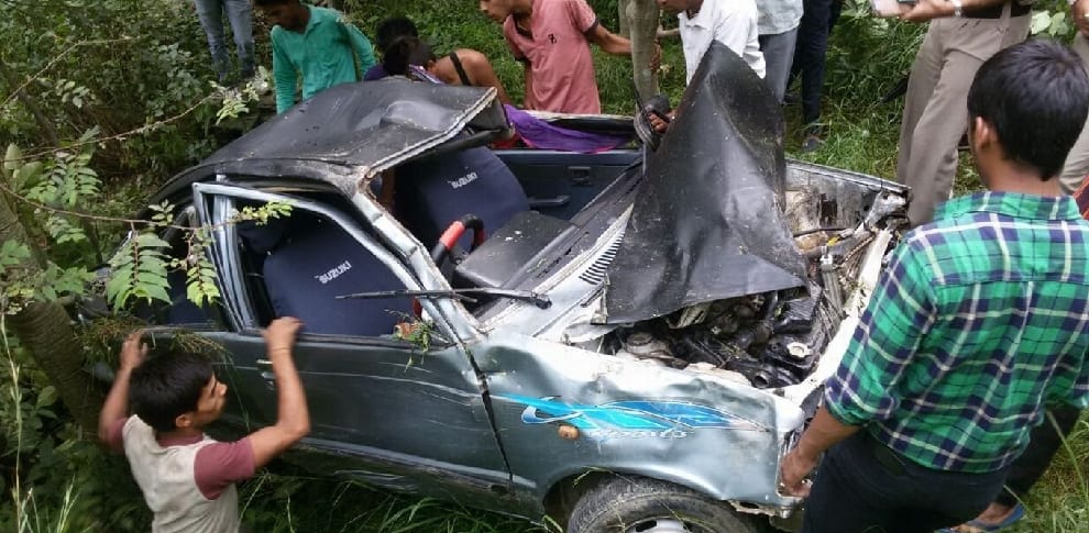 Three killed in road accidents in Himachal.