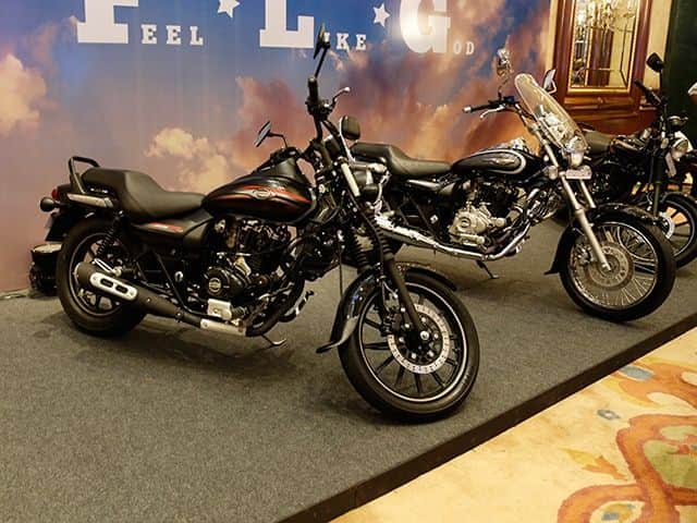 Bajaj Avenger Street Gets 2 New Colours
