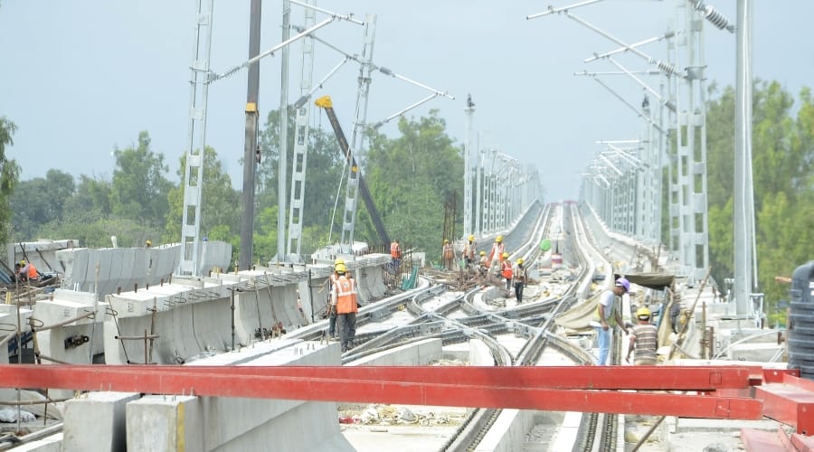 lucknow metro station work in progress