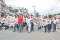 people protest, demand to case file, school maneger, kaithal