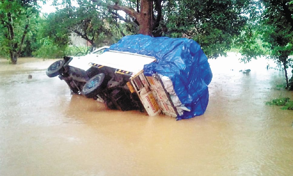 91 killed in Monsoon rainfall in himachal, loss of 305 crores.