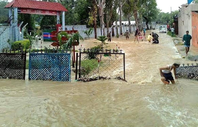 91 killed in Monsoon rainfall in himachal, loss of 305 crores.